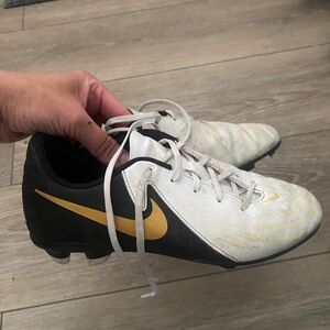 Boys Nike Phantom Cleats
